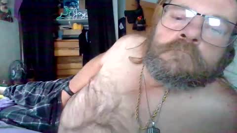 bergeeric1970 online show from January 16, 9:35 pm