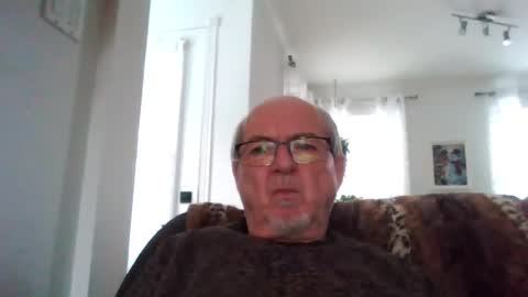 bernard1102 online show from January 3, 1:24 pm