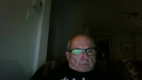 bernard1102 online show from September 17, 12:14 am