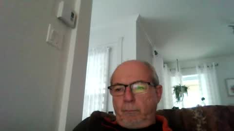 bernard1102 online show from February 26, 11:43 am