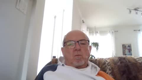 bernard1102 online show from January 14, 3:15 pm