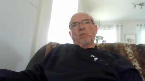 bernard1102 online show from September 10, 12:39 pm