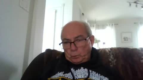 bernard1102 online show from May 19, 12:45 pm