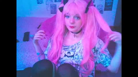 BerrieKitten online show from March 25, 2:18 am