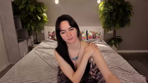 Violette online show from November 29, 9:44 pm