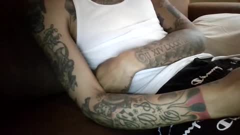 Snapshot of bertdollaz757 chatting on February 6, 2:48 pm ToxicPipe757 online show from February 6, 2:48 pm