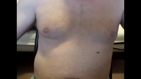 Snapshot of bertznlollie chatting on October 17, 8:35 pm bertznlollie online show from October 17, 8:35 pm