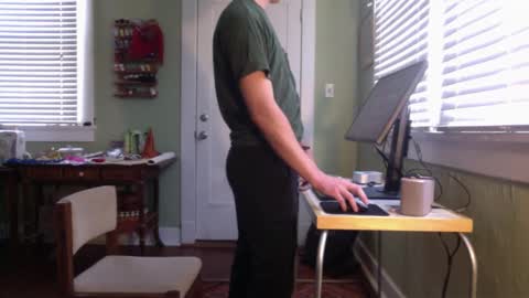Snapshot of best_triam chatting on February 2, 5:15 pm best_triam online show from February 2, 5:15 pm