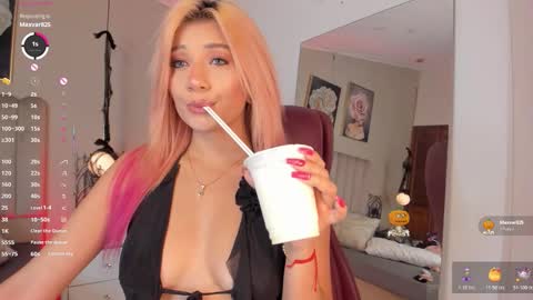  Marilee online show from October 22, 2:15 am