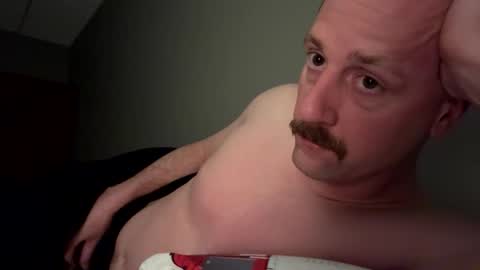 bestfriend123456 online show from April 3, 3:35 am