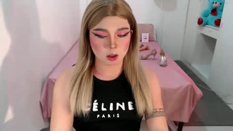 bestgirljulia online show from September 29, 8:24 am