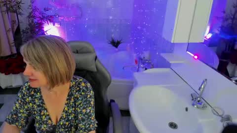 Betty online show from April 14, 8:17 am