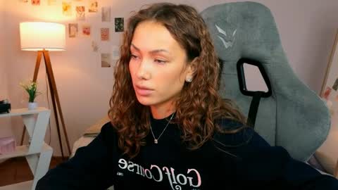 Lilly online show from April 8, 1:14 pm