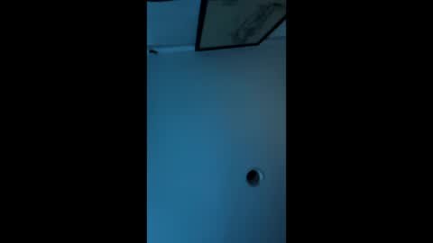 bgiamba21 online show from December 18, 7:47 am