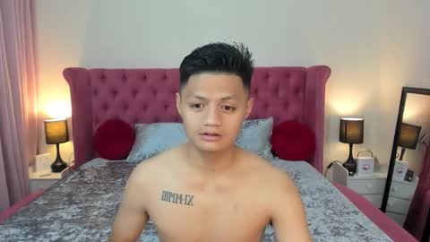 bhillrhey121103 online show from December 1, 11:52 am