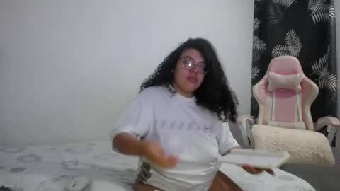 Bianca Tuesday to Sunday from 2am to 6am UTC-5 online show from February 5, 9:35 am