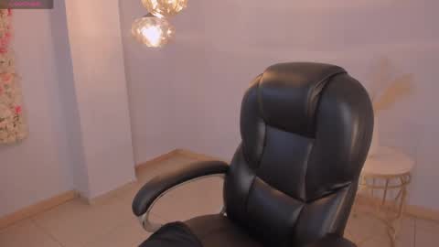 Bianca Pierce online show from April 13, 12:31 pm