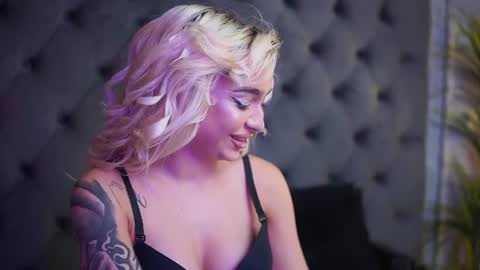  Bianka  online show from June 21, 9:21 pm