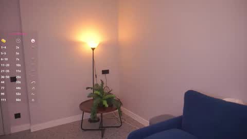 Ophelia online show from November 12, 4:42 pm