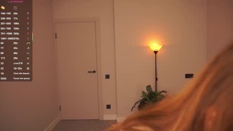 Ophelia online show from October 9, 6:57 pm