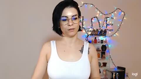 innasugarwild online show from April 2, 3:08 pm