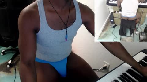 BicepsandFrot online show from February 28, 10:52 am