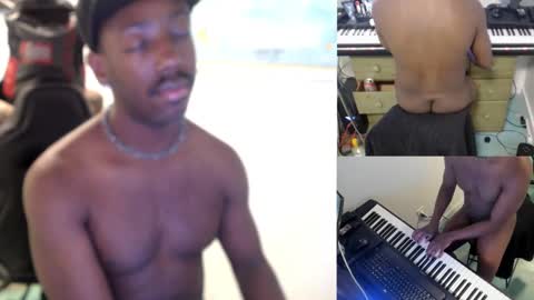 BicepsandFrot online show from March 10, 12:38 pm