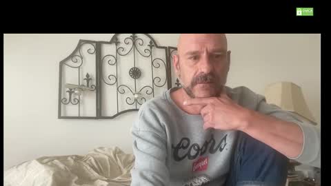Snapshot of biffpowbang chatting on September 27, 7:22 pm biffpowbang online show from September 27, 7:22 pm
