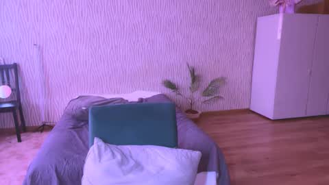 Eva online show from November 30, 6:20 am