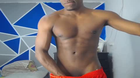 big_black11 online show from February 17, 2:17 pm