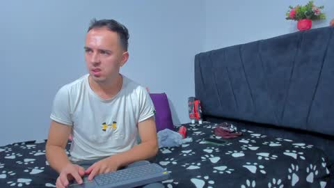 john and cris online show from April 21, 2:46 pm