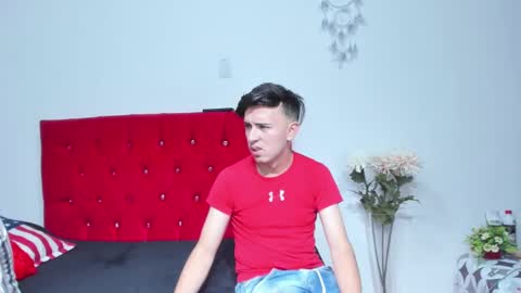 john and cris online show from February 12, 1:41 am