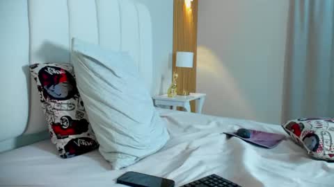 Tylerr online show from December 16, 8:48 pm