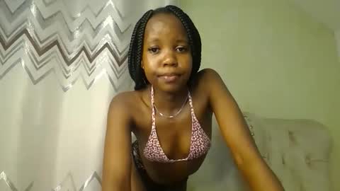 Snapshot of bigbaby004 chatting on September 25, 10:50 pm bigbaby004 online show from September 25, 10:50 pm