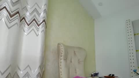 Snapshot of bigbaby004 chatting on October 11, 11:19 pm bigbaby004 online show from October 11, 11:19 pm
