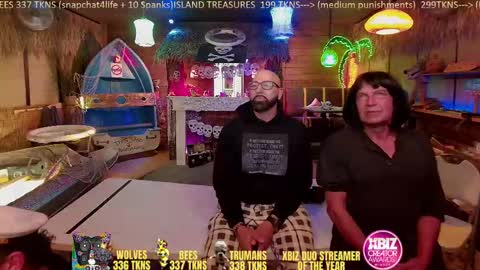 Snapshot of bigbananamilfshake chatting on September 30, 5:51 am Mya and Angelo online show from September 30, 5:51 am