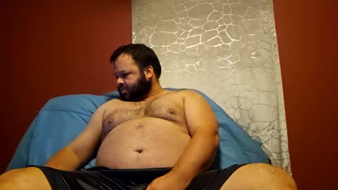 Liam online show from October 9, 5:24 am