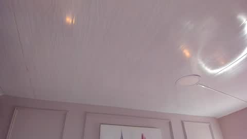   online show from April 8, 10:07 am