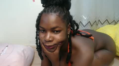 bigboobys123 online show from November 7, 5:43 am