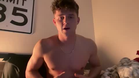 bigbootyburger1 online show from April 2, 8:05 pm