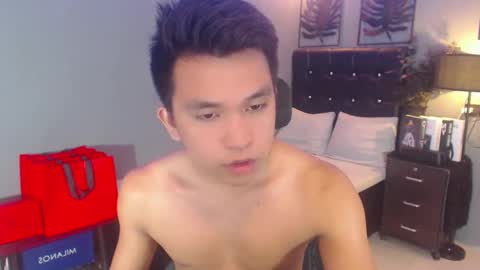 Simon online show from December 2, 1:52 pm