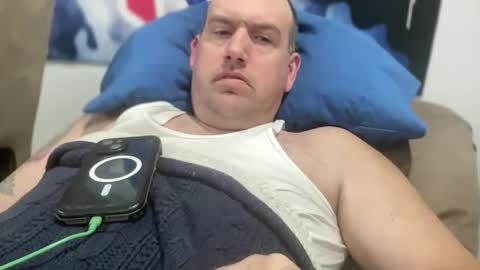 bigcocksuckingslut online show from February 23, 1:19 am