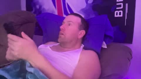 bigcocksuckingslut online show from January 19, 1:48 am