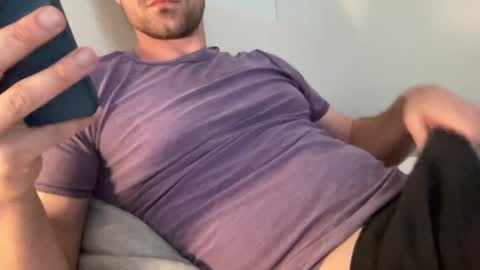 Snapshot of bigcollegecock69690 chatting on January 27, 11:43 pm bigcollegecock69690 online show from January 27, 11:43 pm
