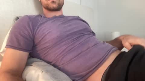 Snapshot of bigcollegecock69690 chatting on January 31, 5:42 pm bigcollegecock69690 online show from January 31, 5:42 pm