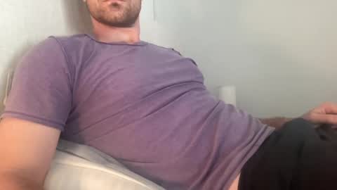 Snapshot of bigcollegecock69690 chatting on December 3, 5:38 pm bigcollegecock69690 online show from December 3, 5:38 pm