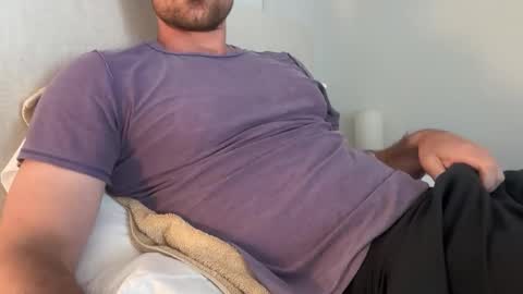 bigcollegecock69690 online show from April 6, 8:54 pm