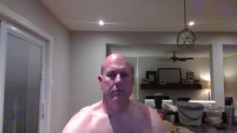 Snapshot of bigdave10005 chatting on October 23, 12:12 am bigdave10005 online show from October 23, 12:12 am