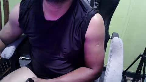 bigdickguyaux online show from April 2, 4:03 pm