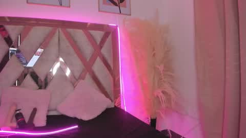 Lucy and Fred online show from February 12, 8:07 pm